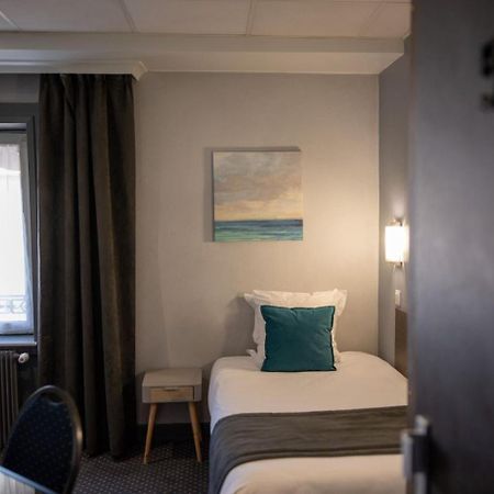 Hotel De Normandie Лион Экстерьер фото