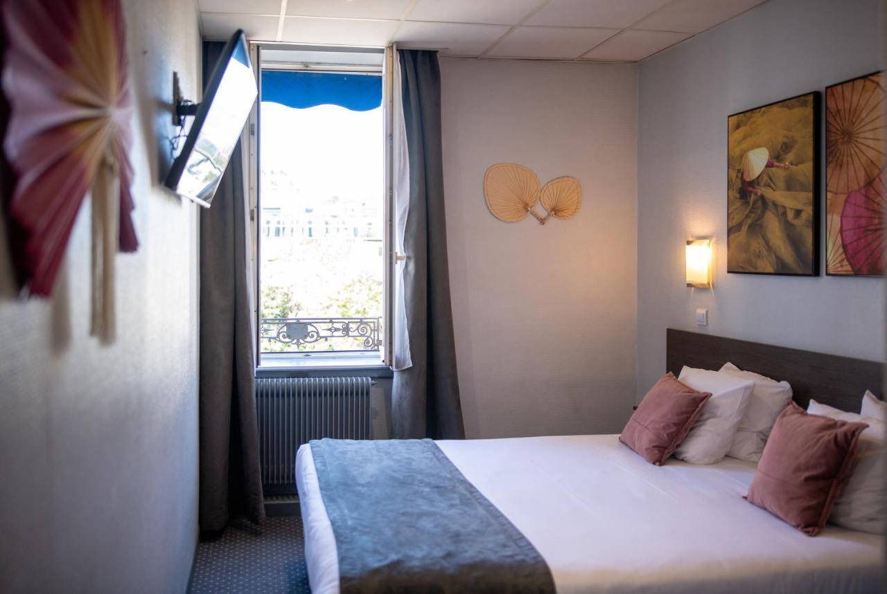 Hotel De Normandie Лион Экстерьер фото